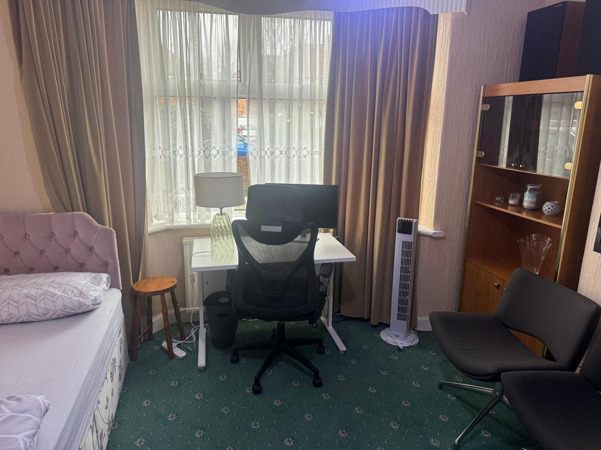 Room Canvey Island Bagian luar foto
